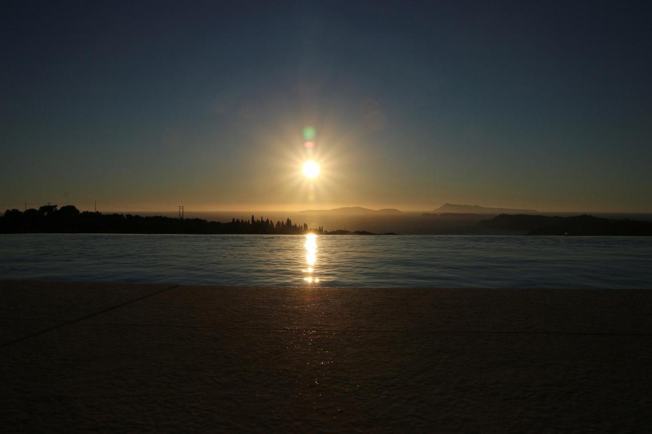 Sunset Sea View Villa 6 Αρίλλας Εξωτερικό φωτογραφία